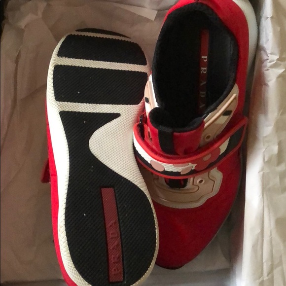 Authentic Prada sneakers - Picture 5 of 6